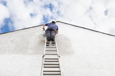 Peinture extérieure à Valergues — façades et ravalement